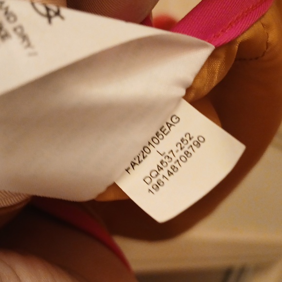 Jordan Jacket with Pink and Gold Accents. Womens‎ Sz.L [Loose Fit] - Picture 5 of 10